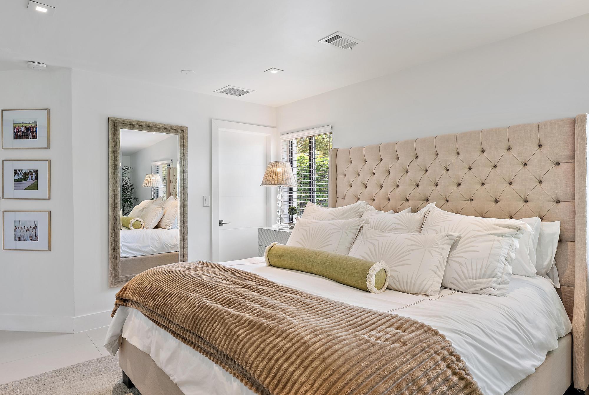 8001 Arlington West Palm Beach, FL 33405