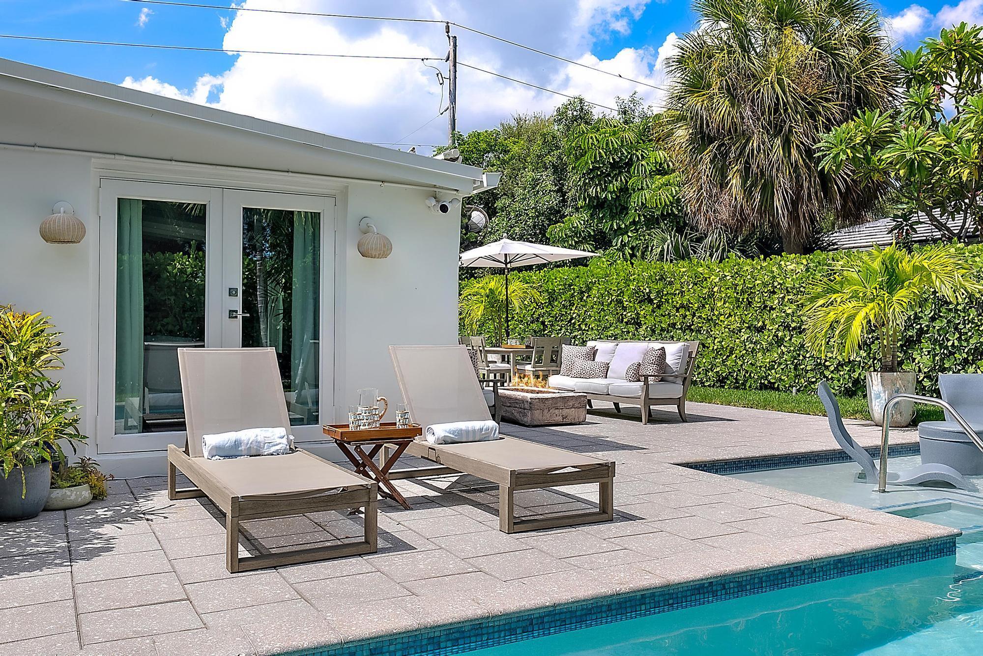 8001 Arlington West Palm Beach, FL 33405