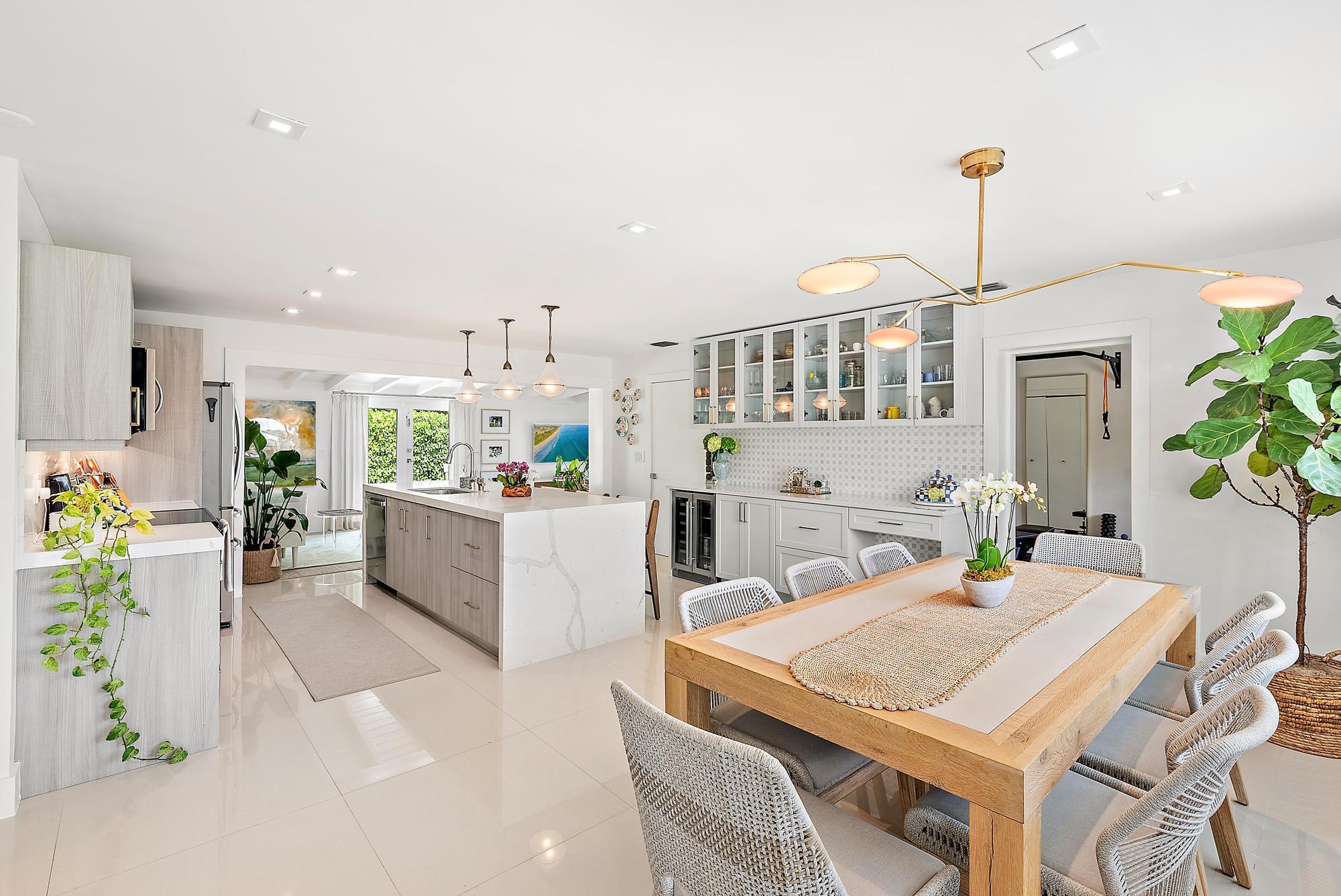 8001 Arlington West Palm Beach, FL 33405