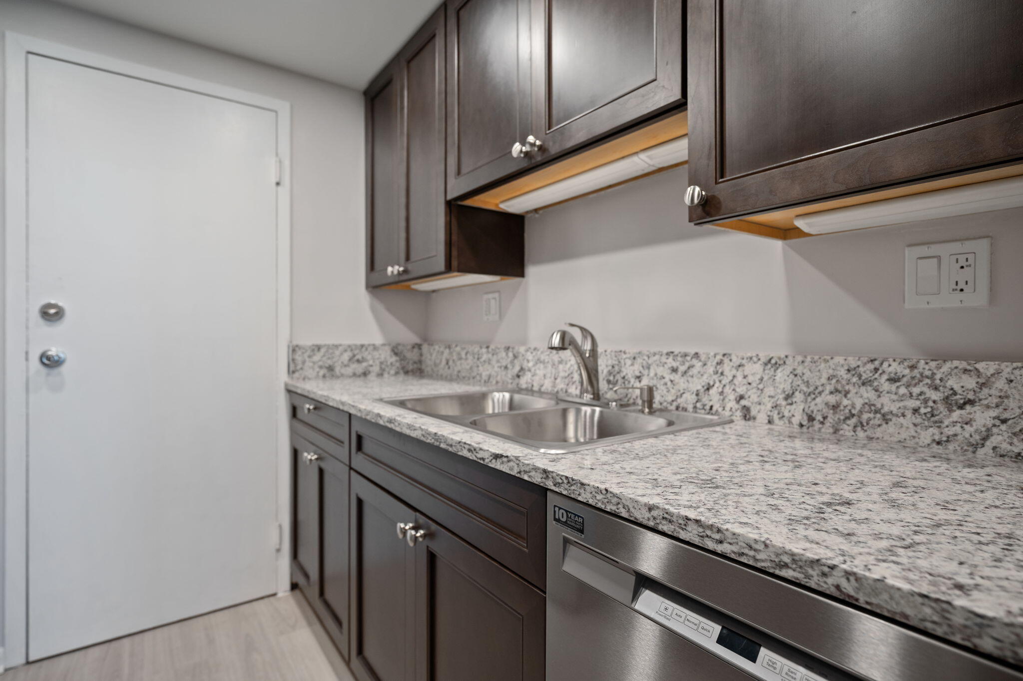 900 NE 18th #1407 Fort Lauderdale, FL 33304