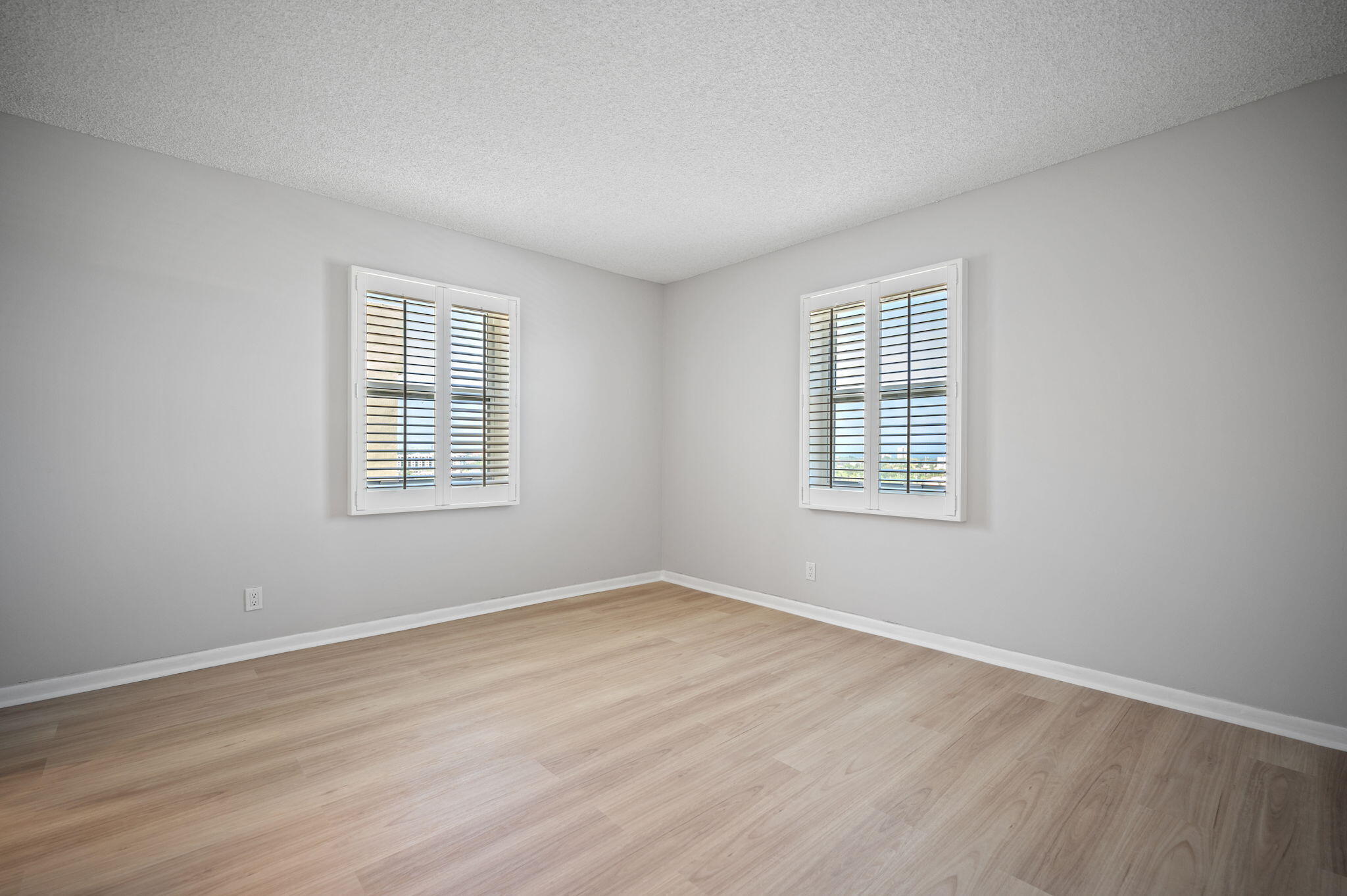 900 NE 18th #1407 Fort Lauderdale, FL 33304