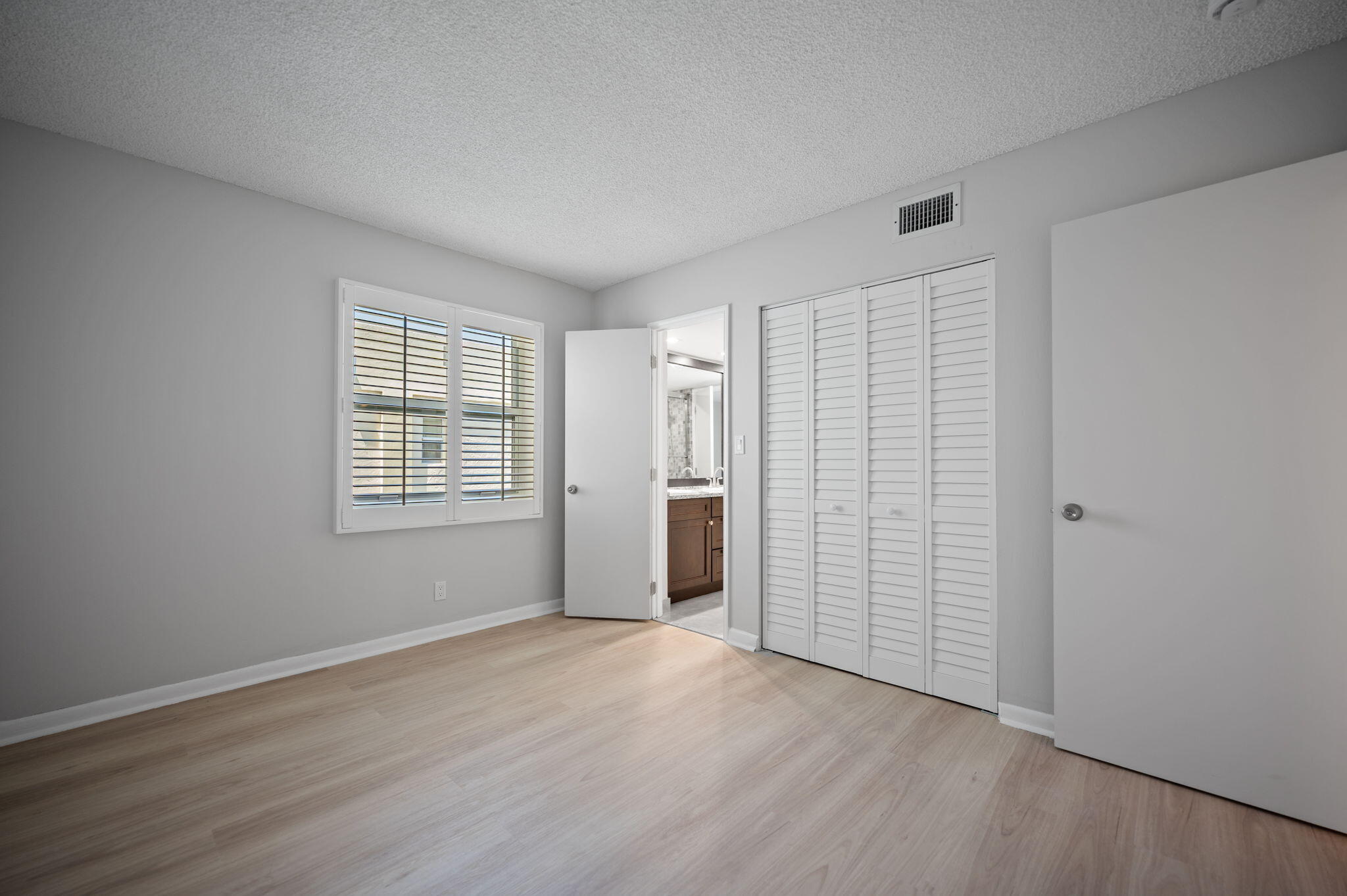 900 NE 18th #1407 Fort Lauderdale, FL 33304