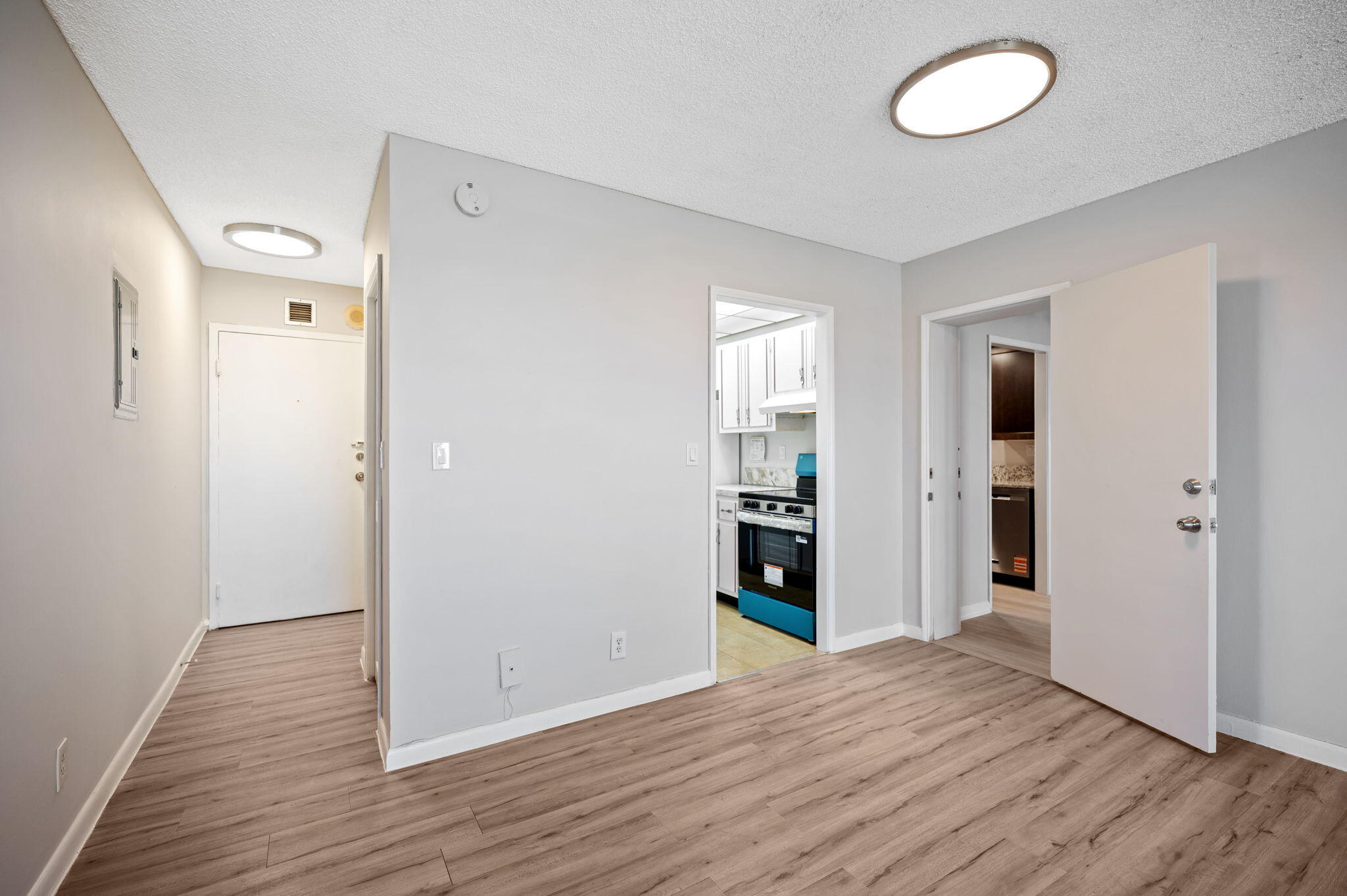 900 NE 18th #1407 Fort Lauderdale, FL 33304