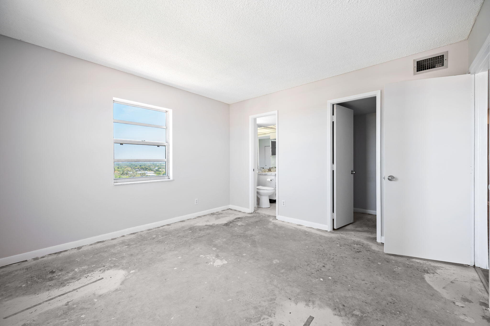 900 NE 18th #1407 Fort Lauderdale, FL 33304
