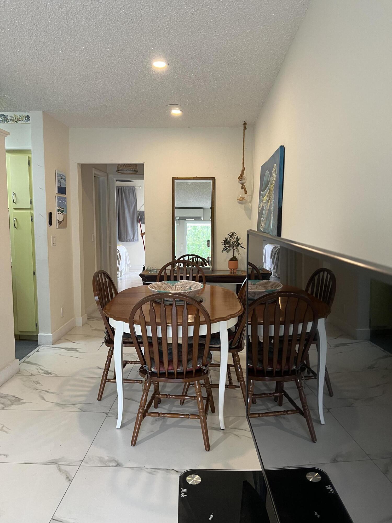 900 SW 10th #S20 Hallandale Beach, FL 33009