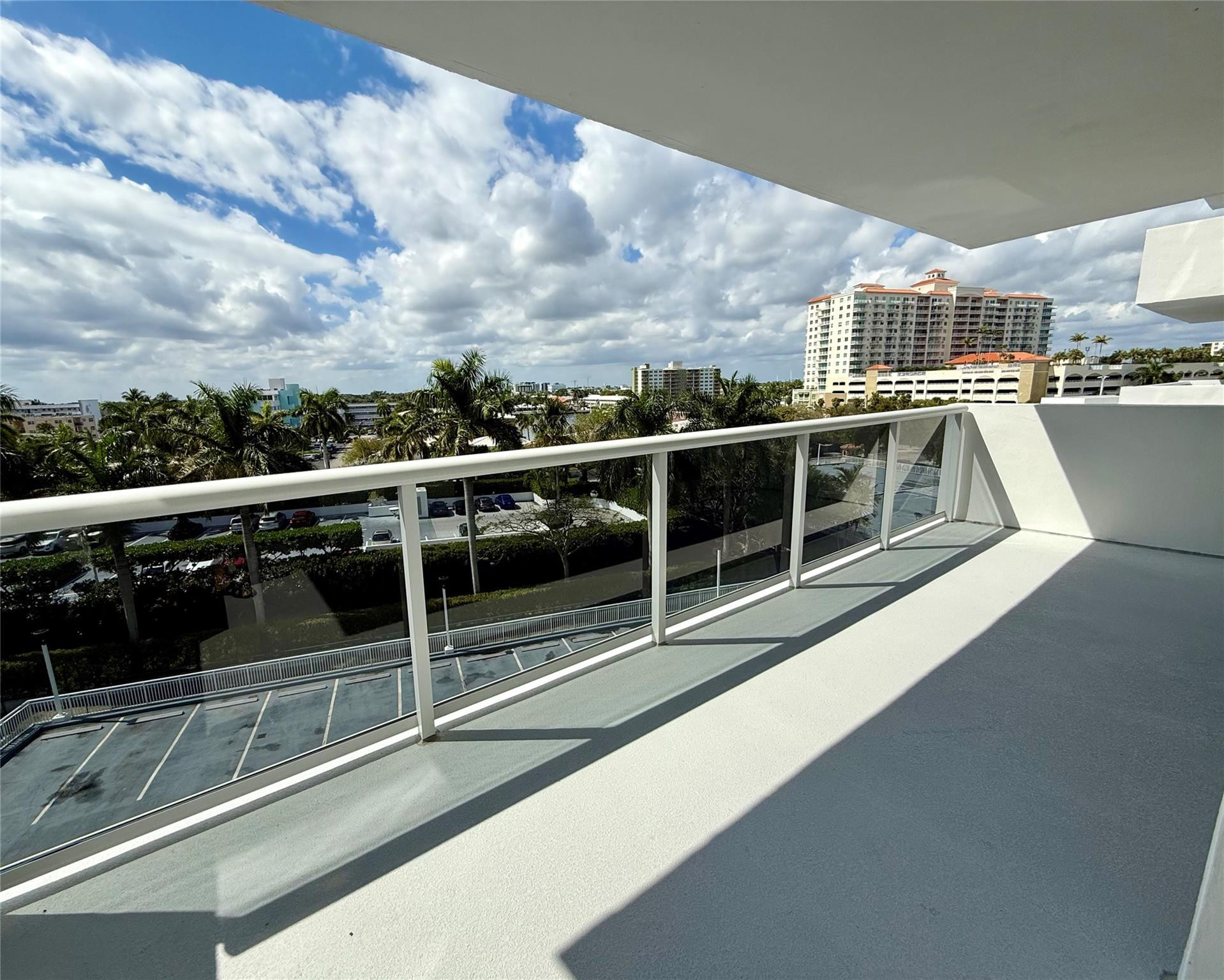 2841 N Ocean #603
