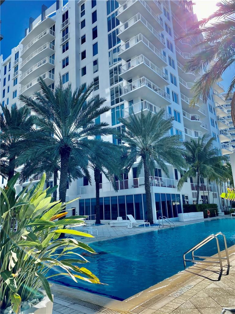2821 N Ocean #1106S