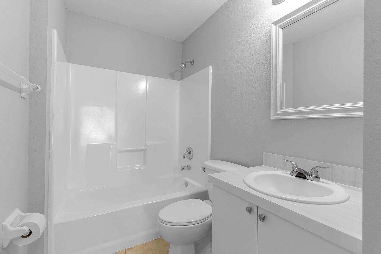 216 13th Vero Beach, FL 32962