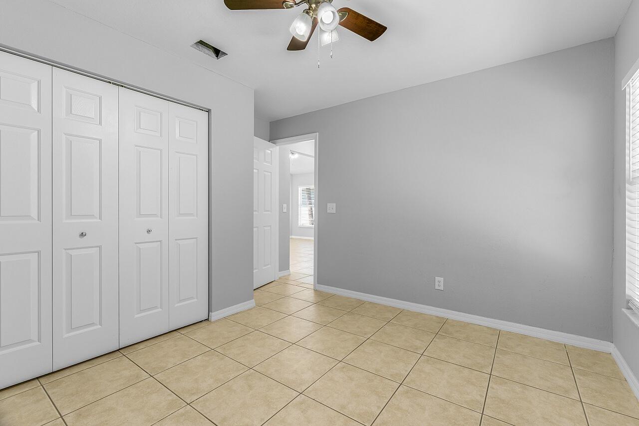 216 13th Vero Beach, FL 32962
