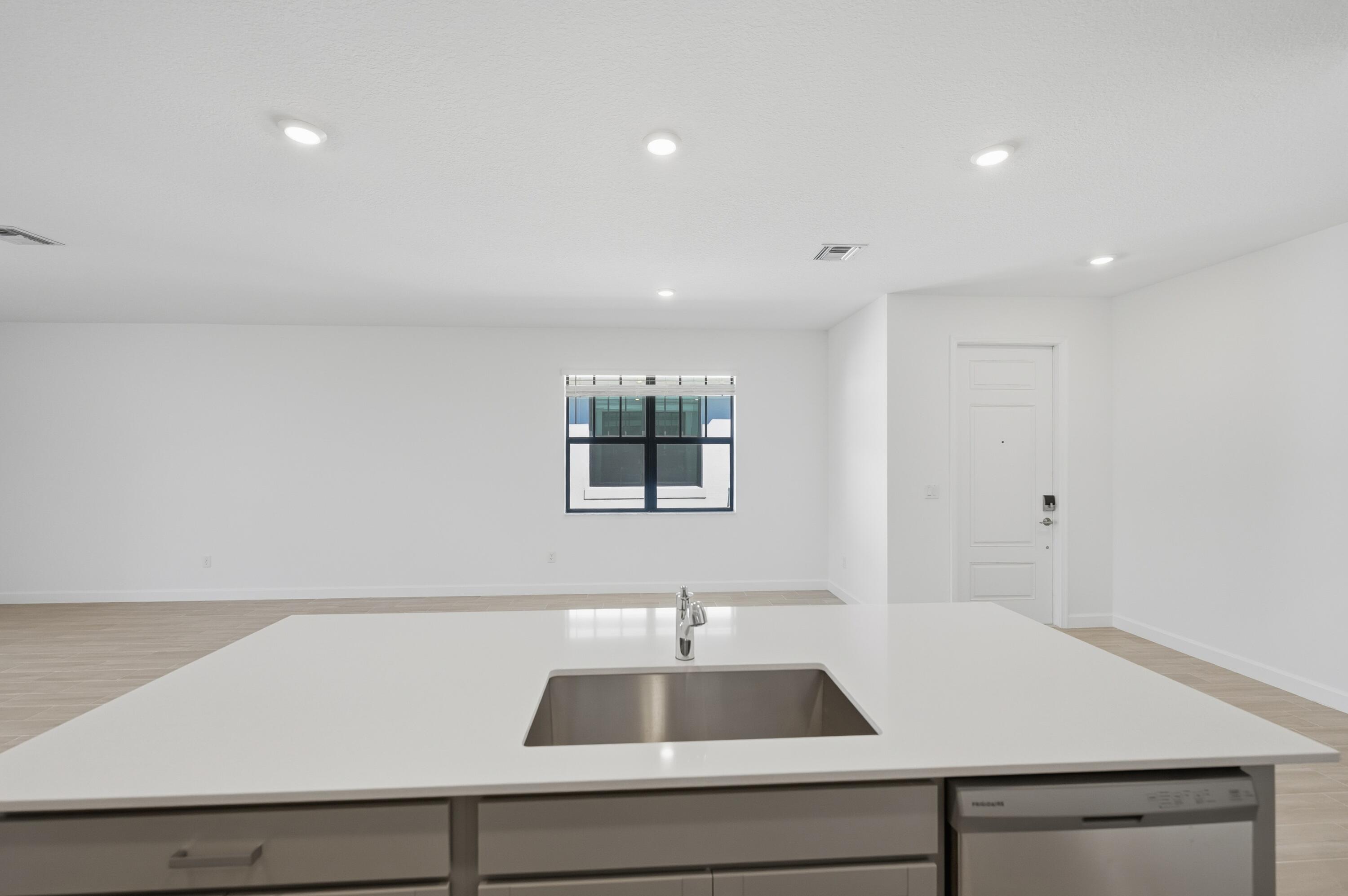 10683 NW Wilgrove Port St Lucie, FL 34987