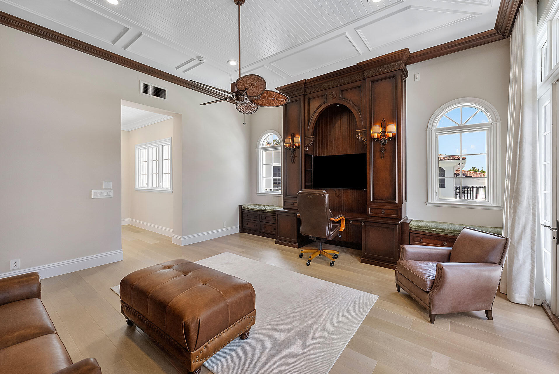 251 W Coconut Palm Rd Boca Raton, FL 33432
