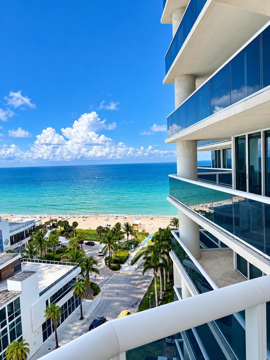image Beach Club 38