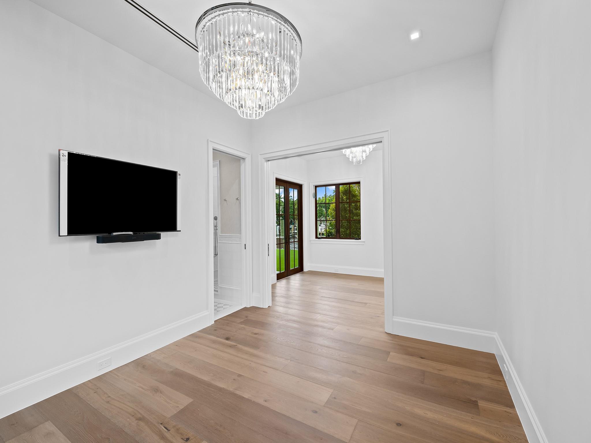 1812 SE 14th St Fort Lauderdale, FL 33316