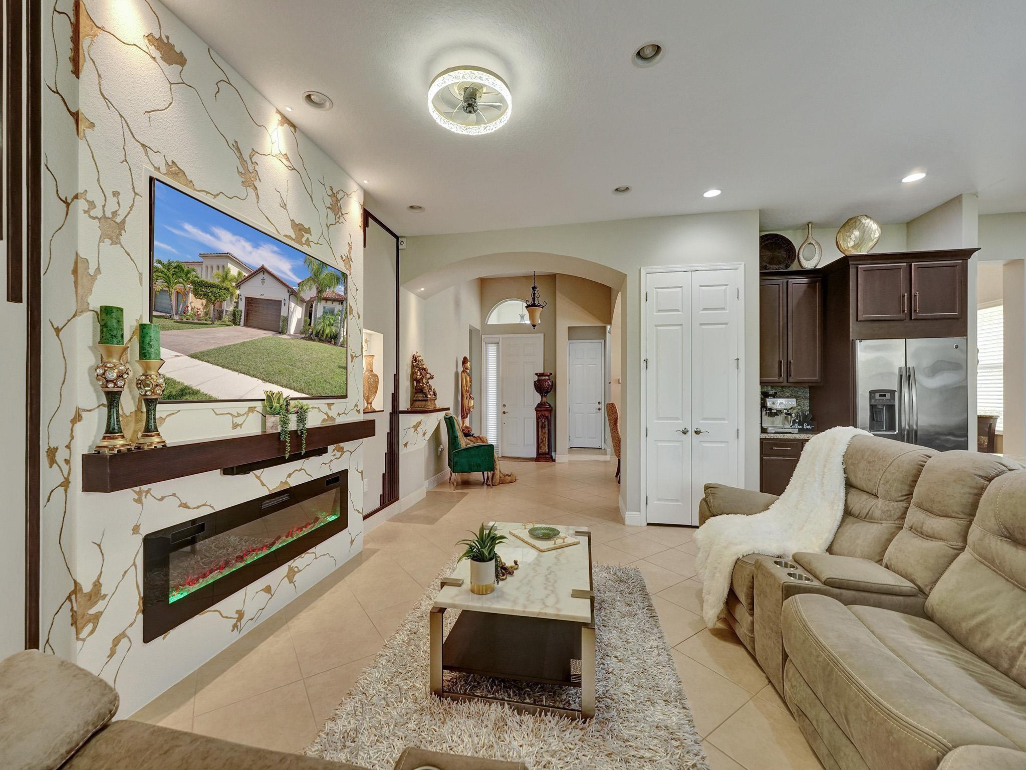 2917 Bellarosa Cir,West Palm Beach, FL 33411