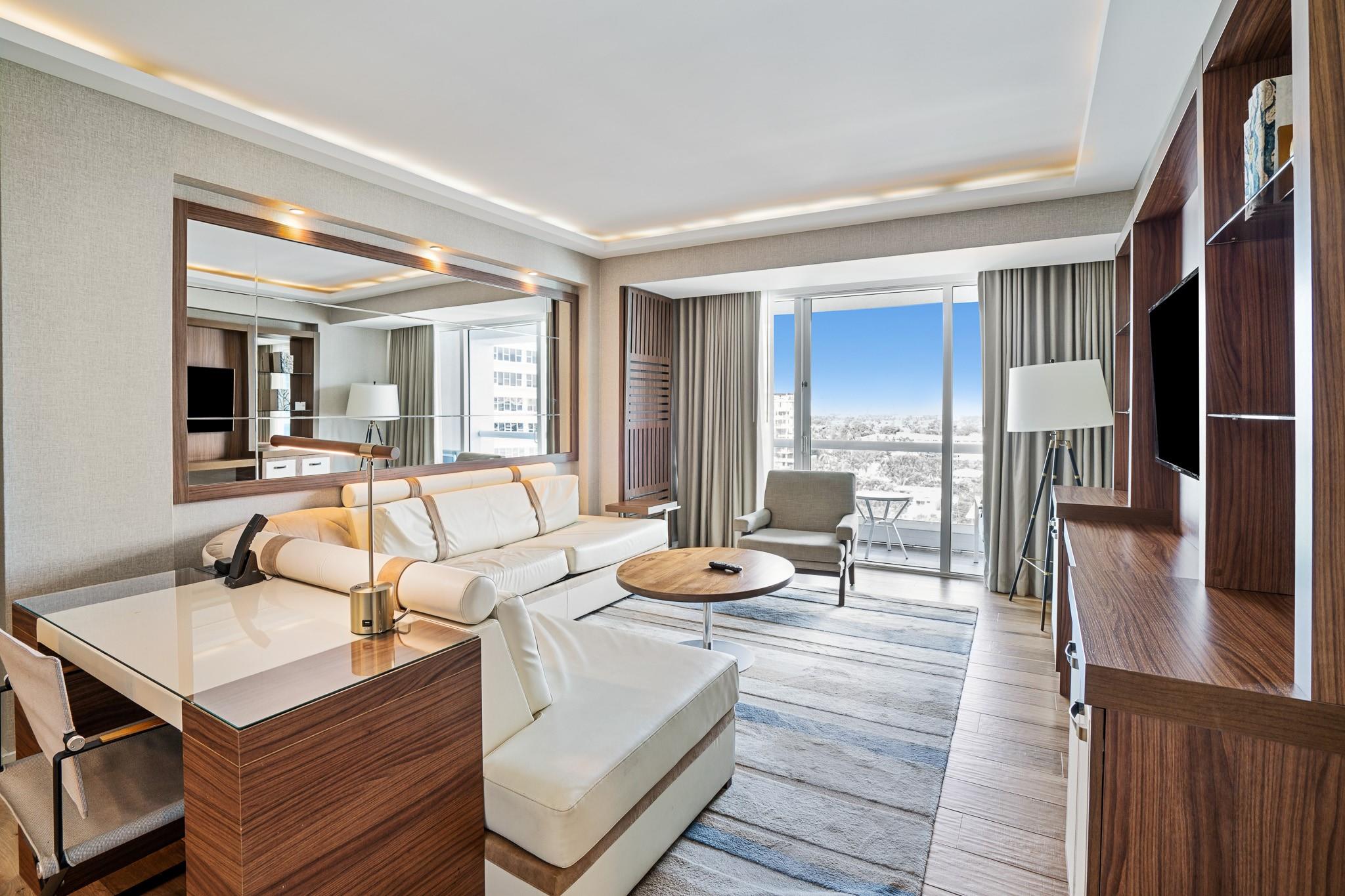 551 N Fort Lauderdale Bch Blvd #H803 Fort Lauderdale, FL 33304