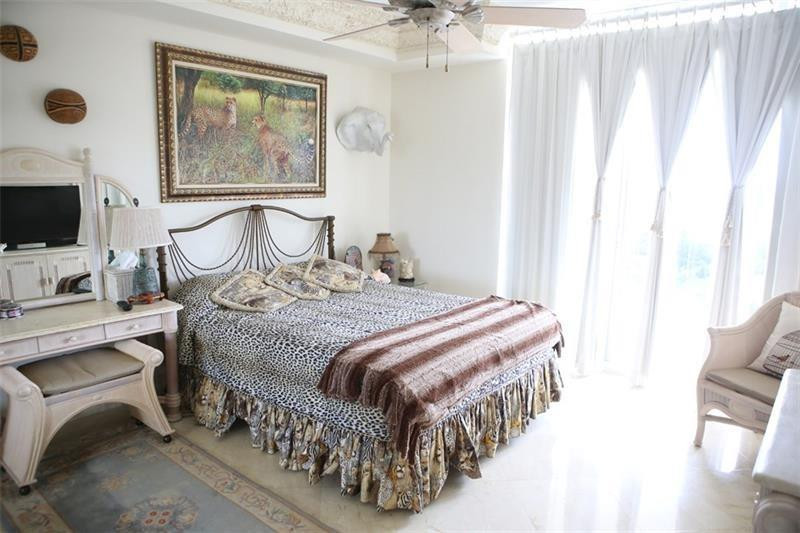 3200 N Ocean #801 Fort Lauderdale, FL 33308