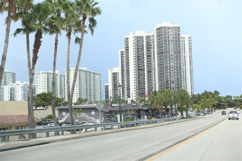 3200 N Ocean #801 Fort Lauderdale, FL 33308