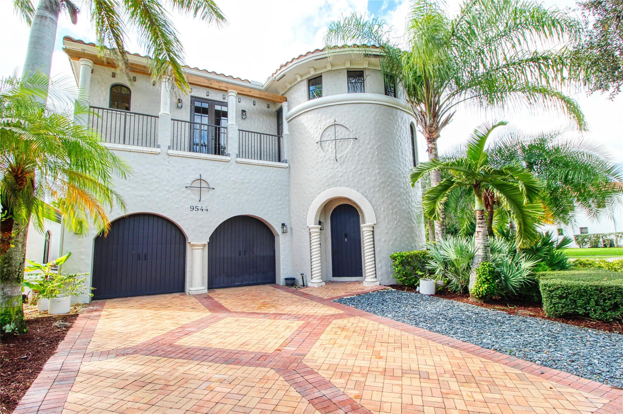 9544 Kenley Ct