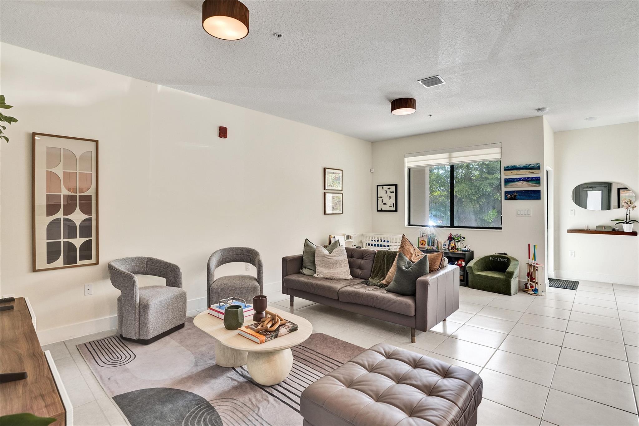 8001 NW 41st St #109 Miami, FL 33166