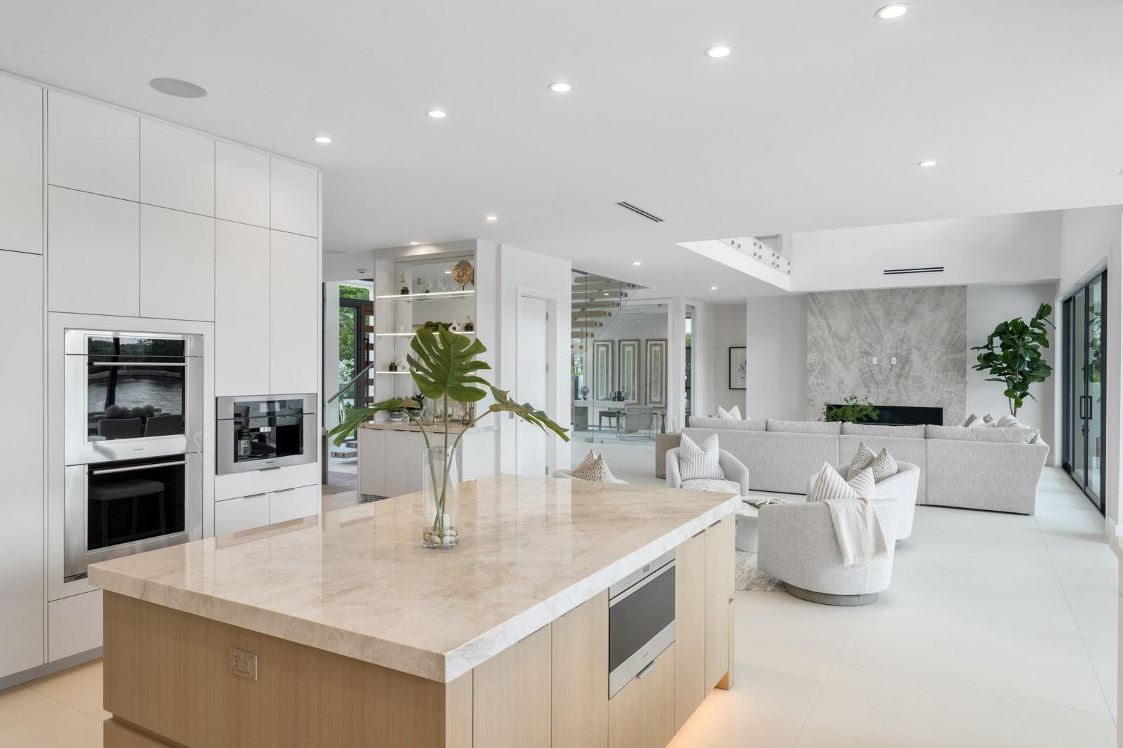 2010 Intracoastal Dr Fort Lauderdale, FL 33305