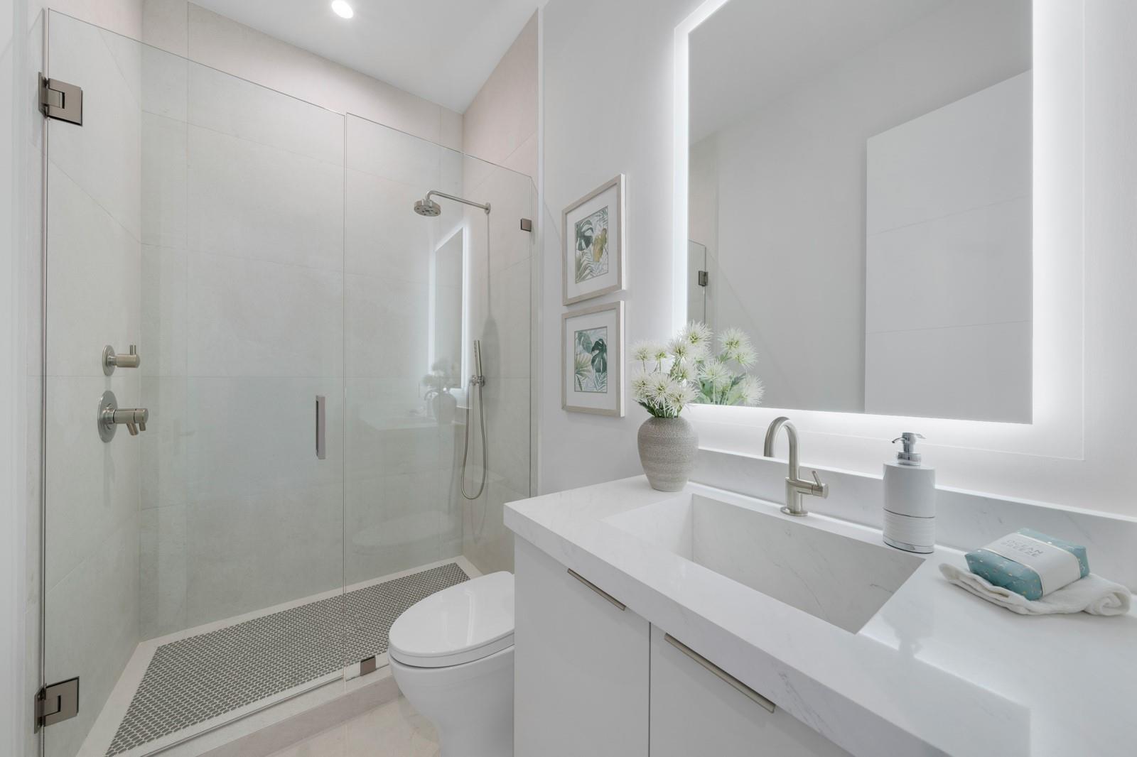 2010 Intracoastal Dr Fort Lauderdale, FL 33305