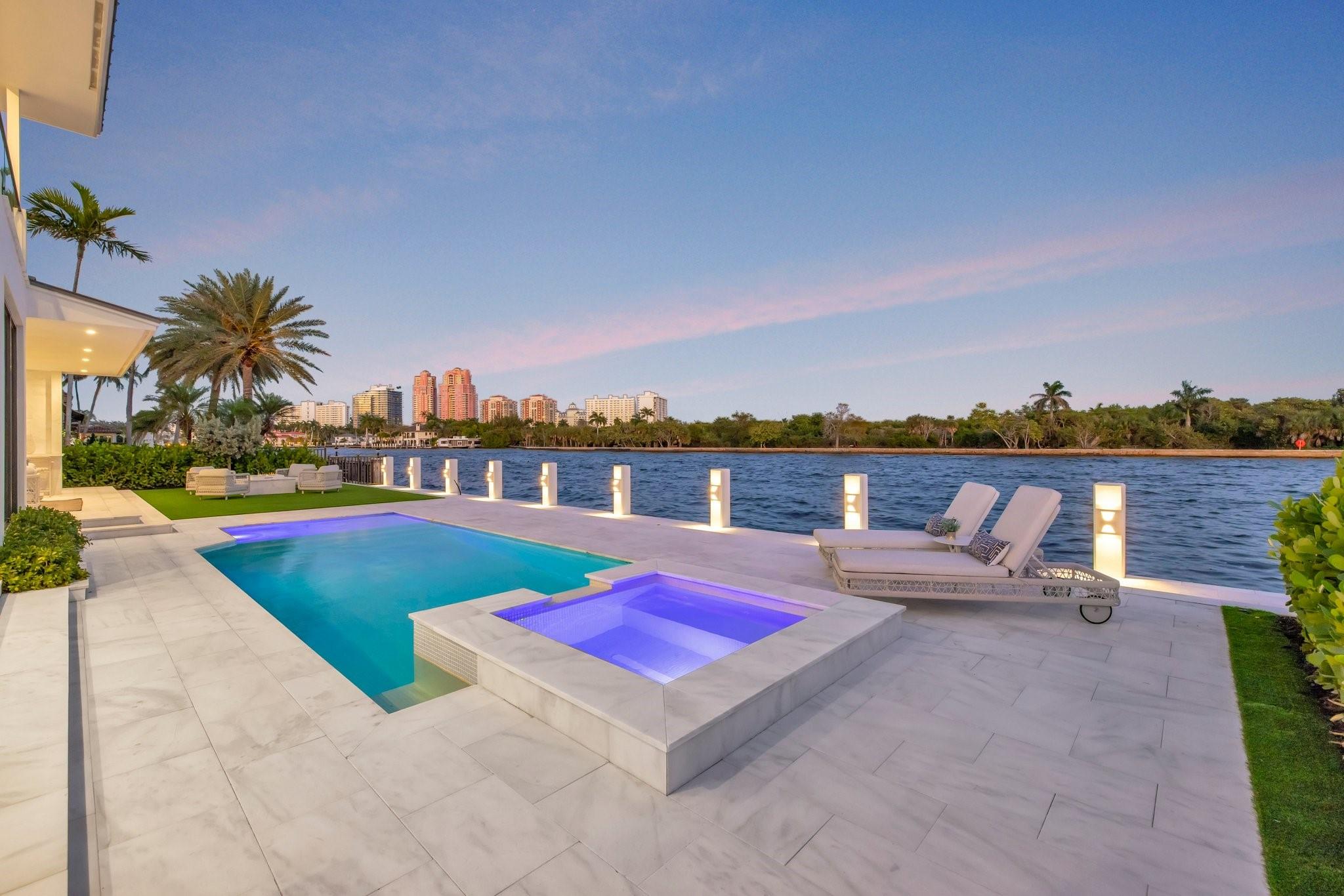 2010 Intracoastal Dr Fort Lauderdale, FL 33305