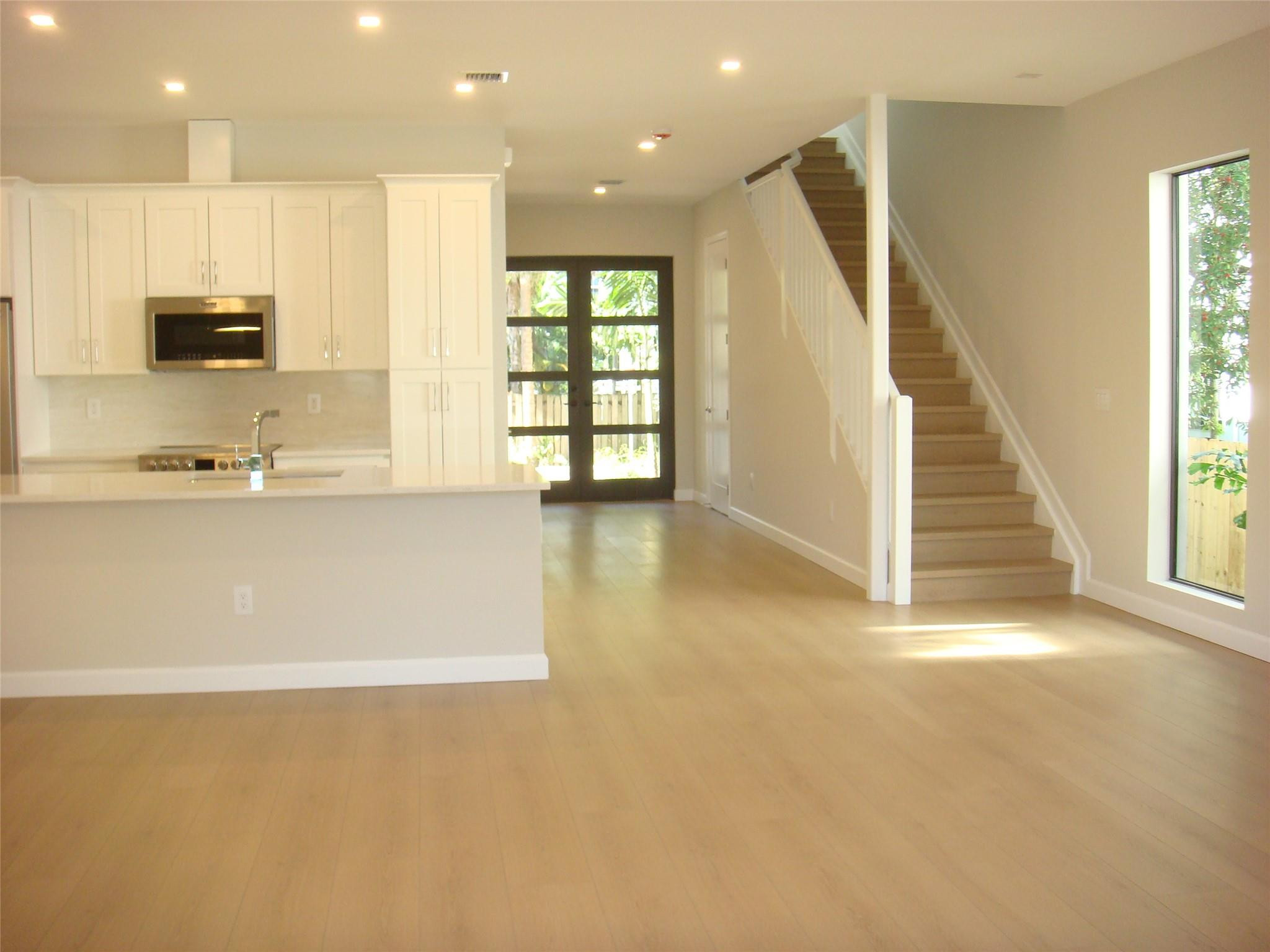 706 SW 9th Te #B Fort Lauderdale, FL 33315