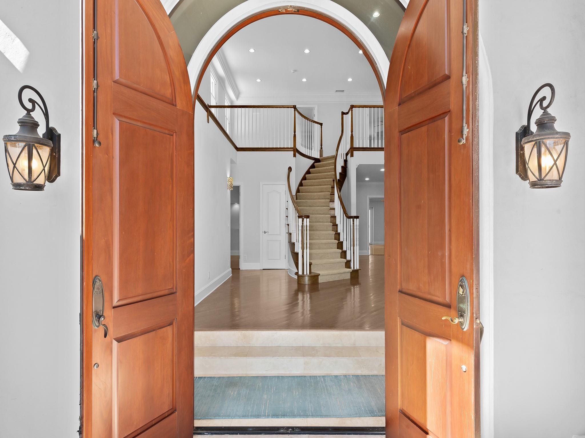 103 Fiesta Way Fort Lauderdale, FL 33301