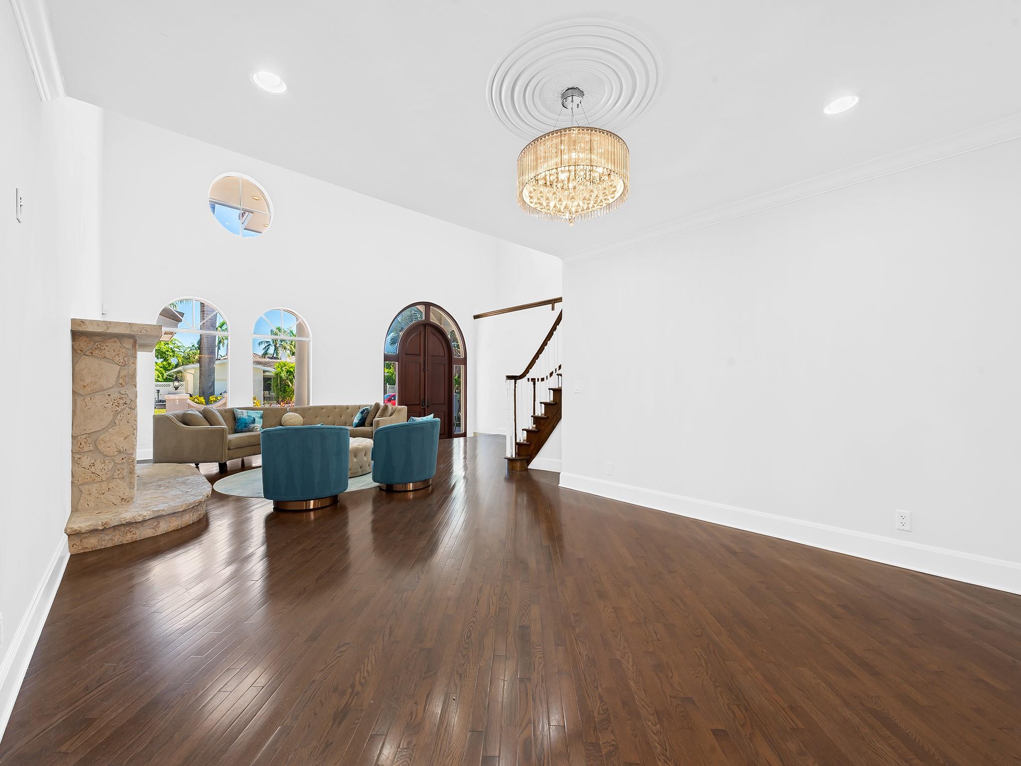 103 Fiesta Way Fort Lauderdale, FL 33301