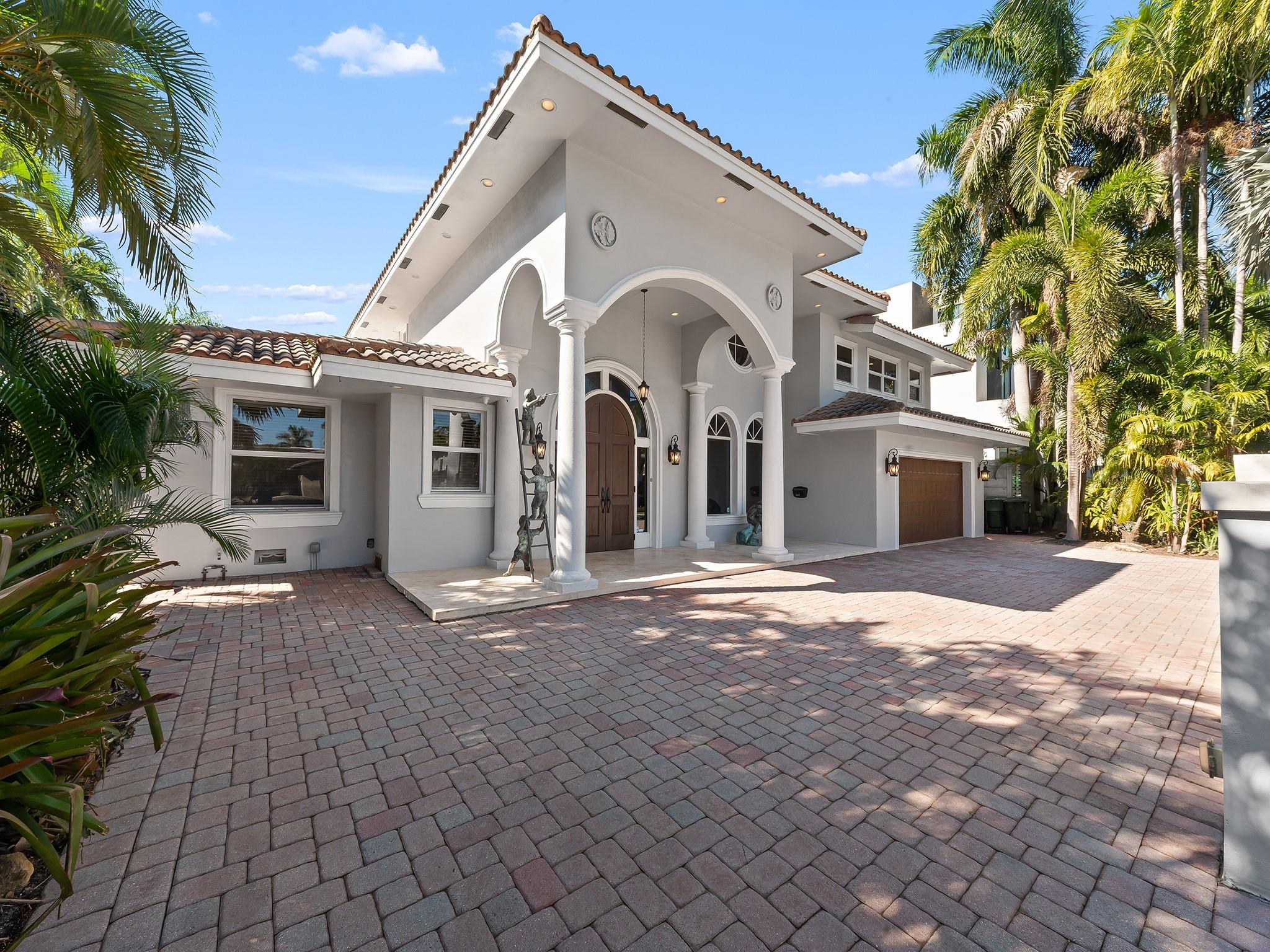 103 Fiesta Way Fort Lauderdale, FL 33301