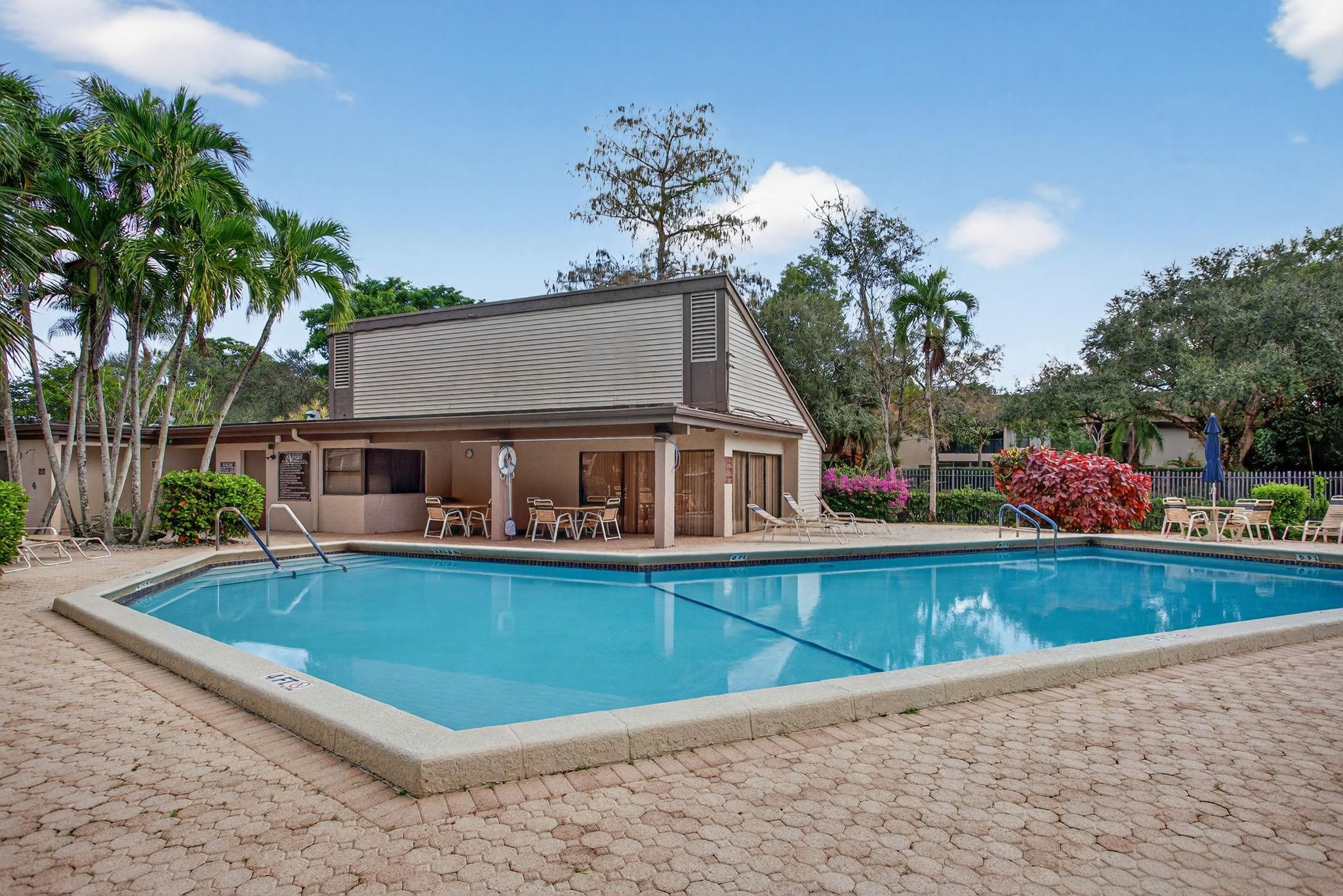 4400 NW 20th St #454 Coconut Creek, FL 33066