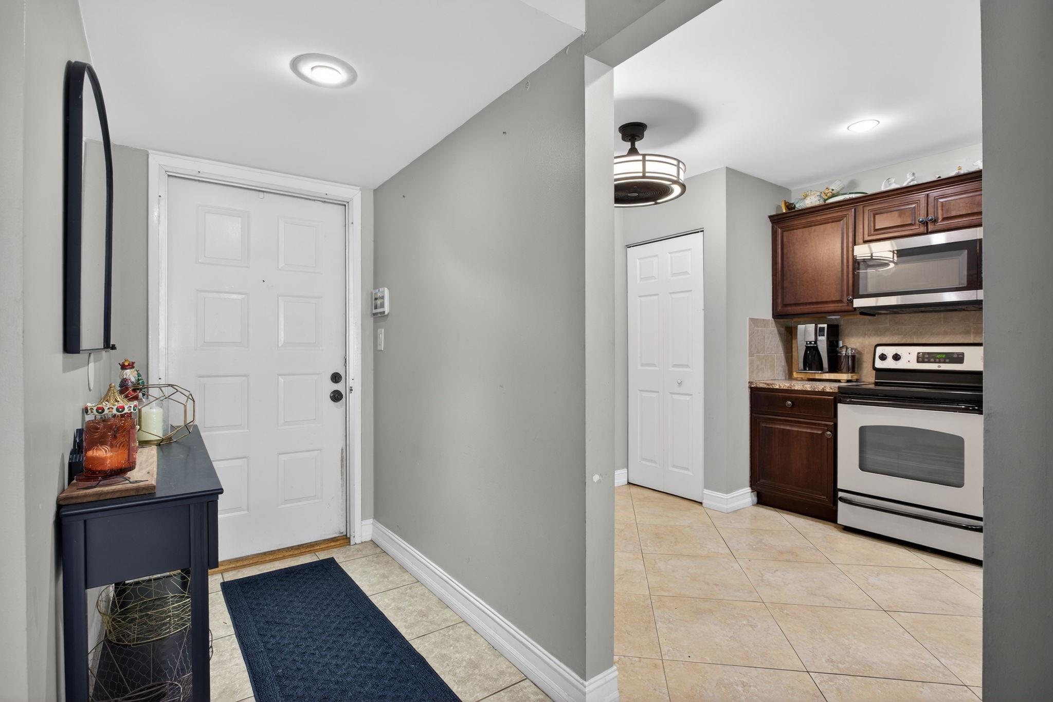 4400 NW 20th St #454 Coconut Creek, FL 33066