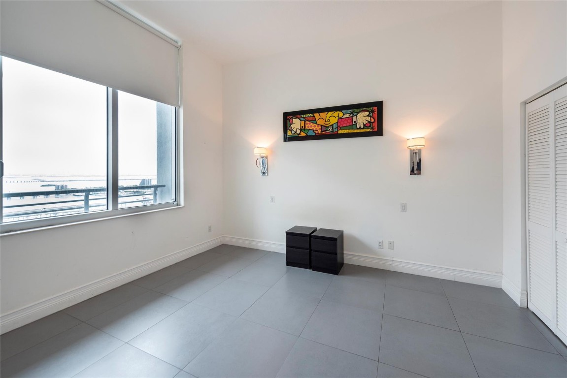 image One Miami West Condo12