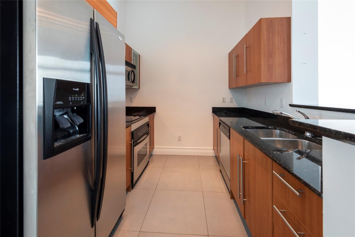 image One Miami West Condo8