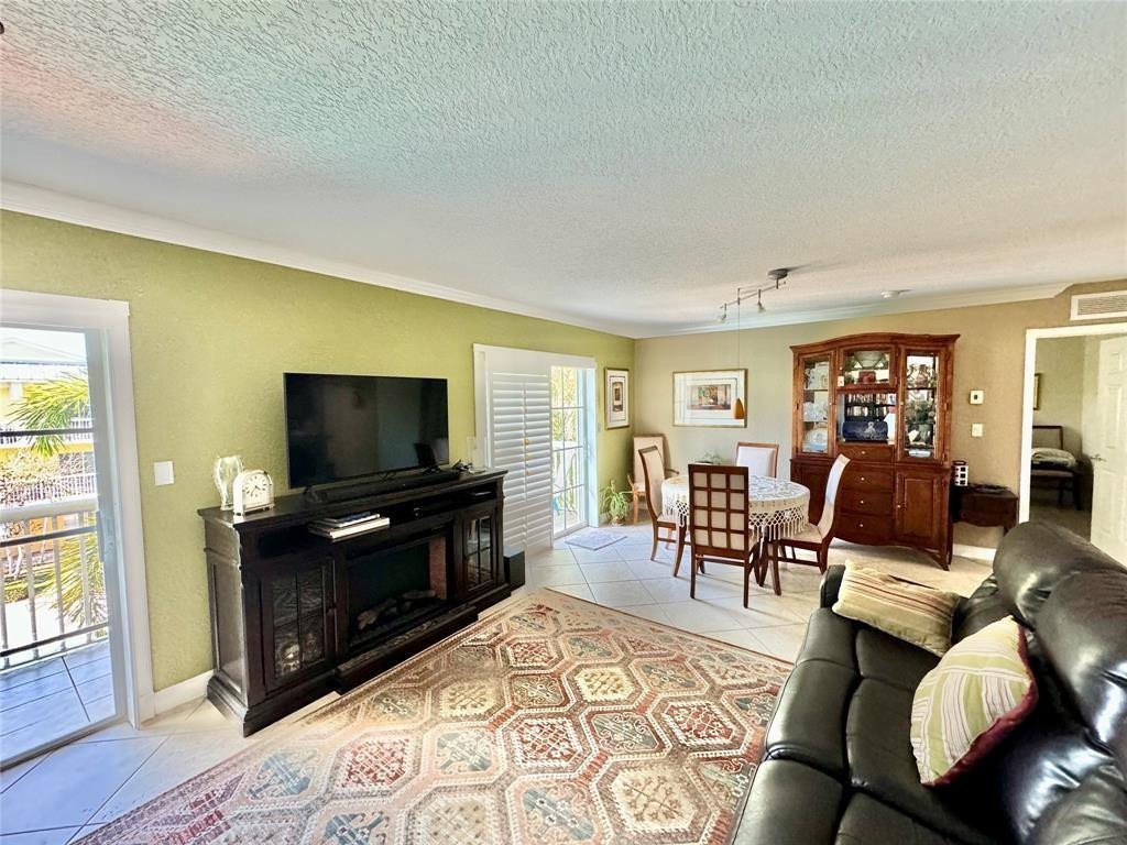 151 NE 16th #367 Fort Lauderdale, FL 33301