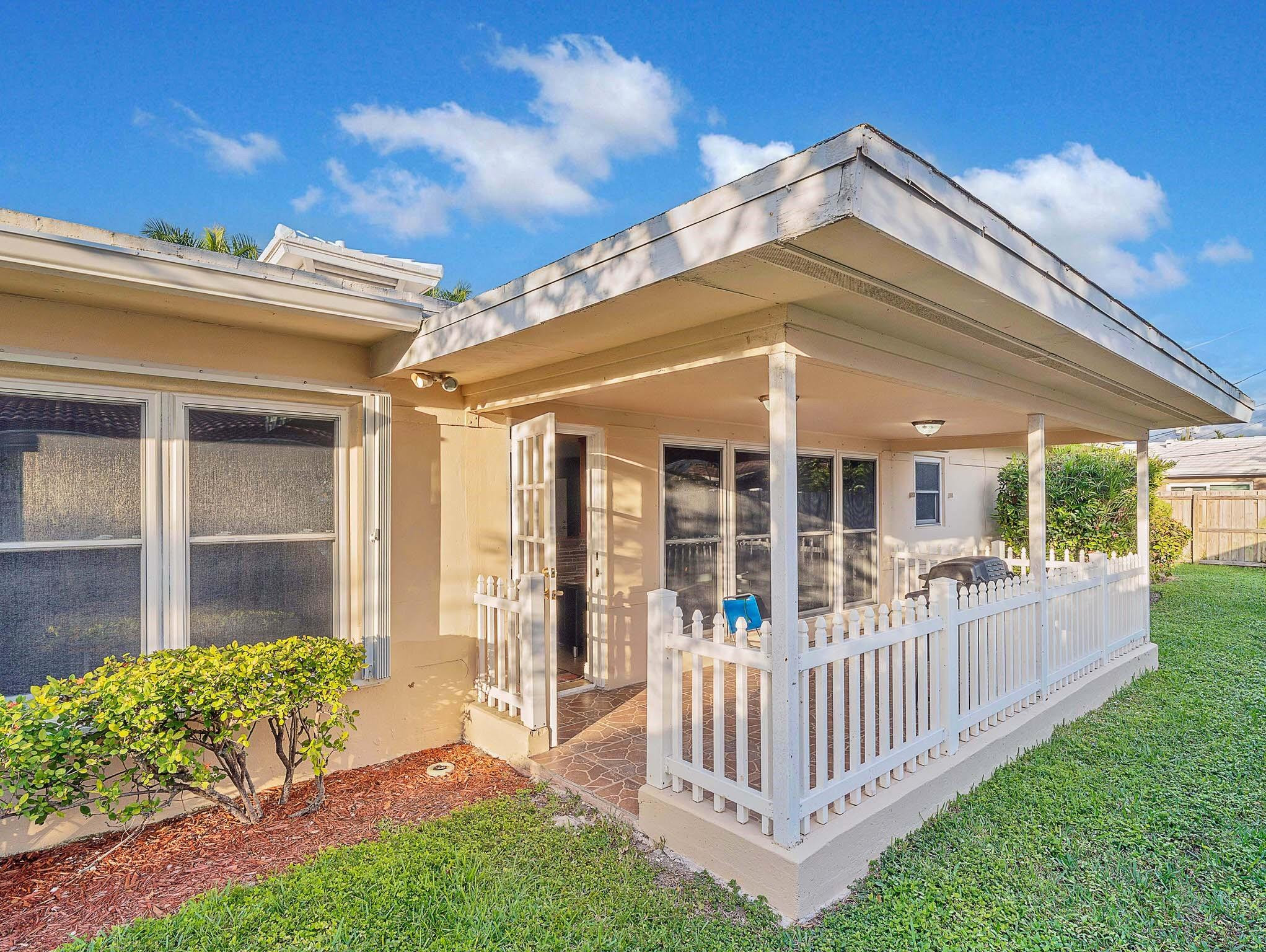 2750 SE 3rd Pompano Beach, FL 33062