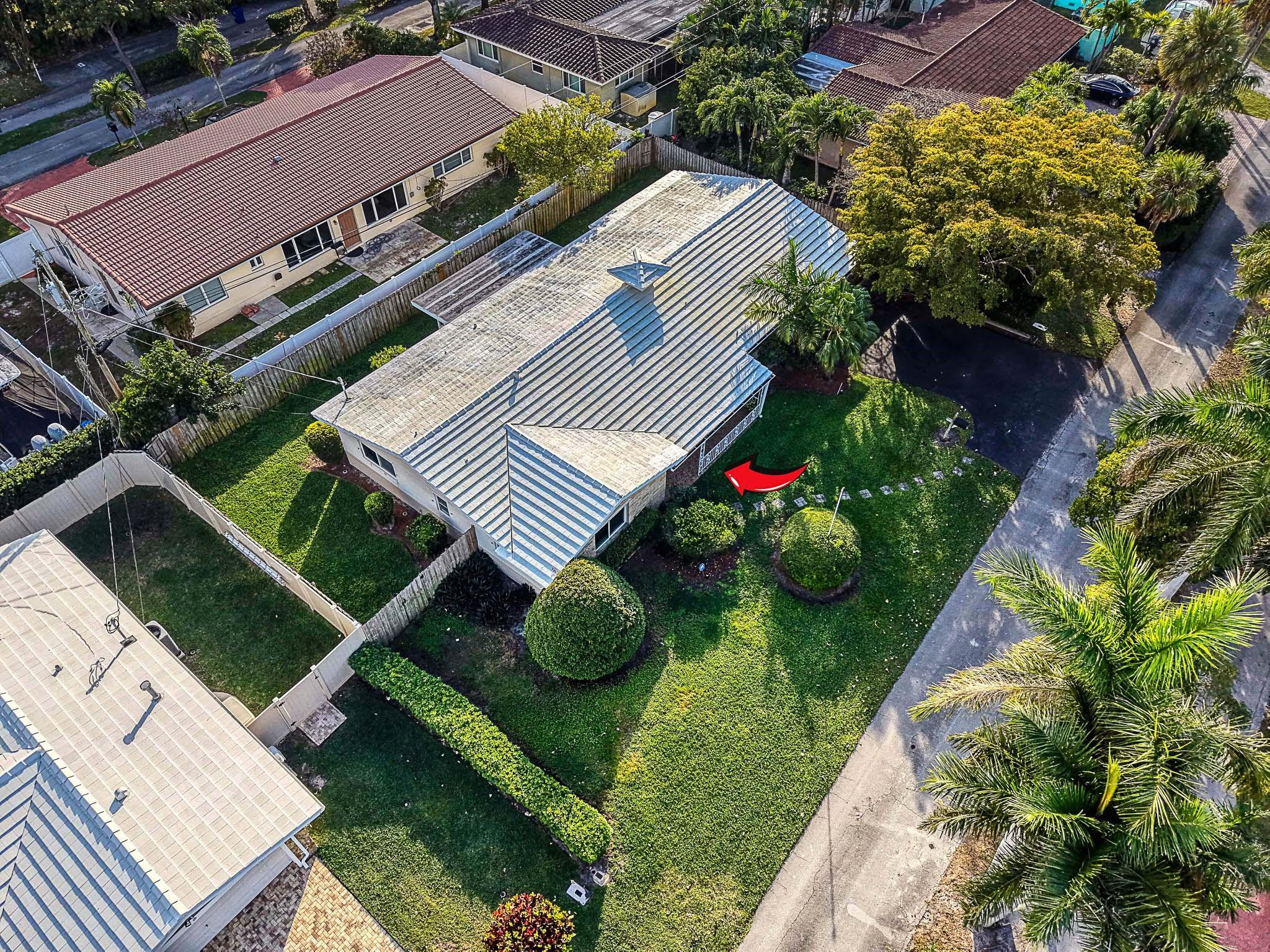 2750 SE 3rd Pompano Beach, FL 33062