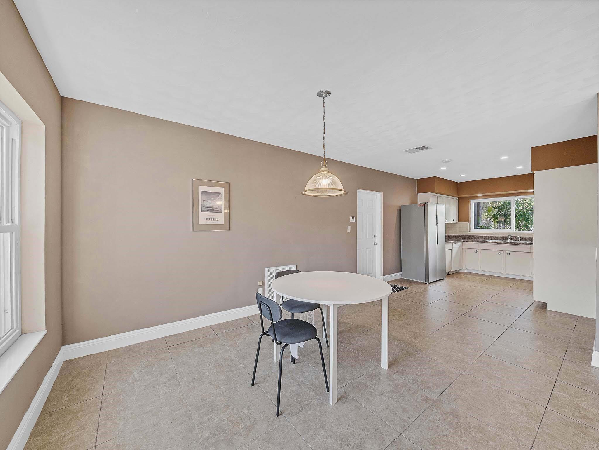 2750 SE 3rd Pompano Beach, FL 33062