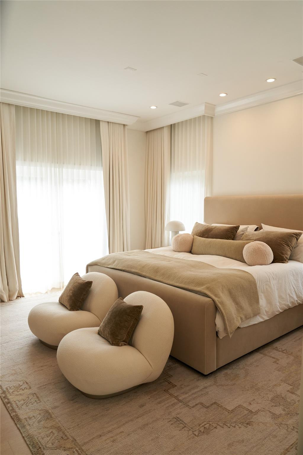 2765 Brickell Miami, FL 33129