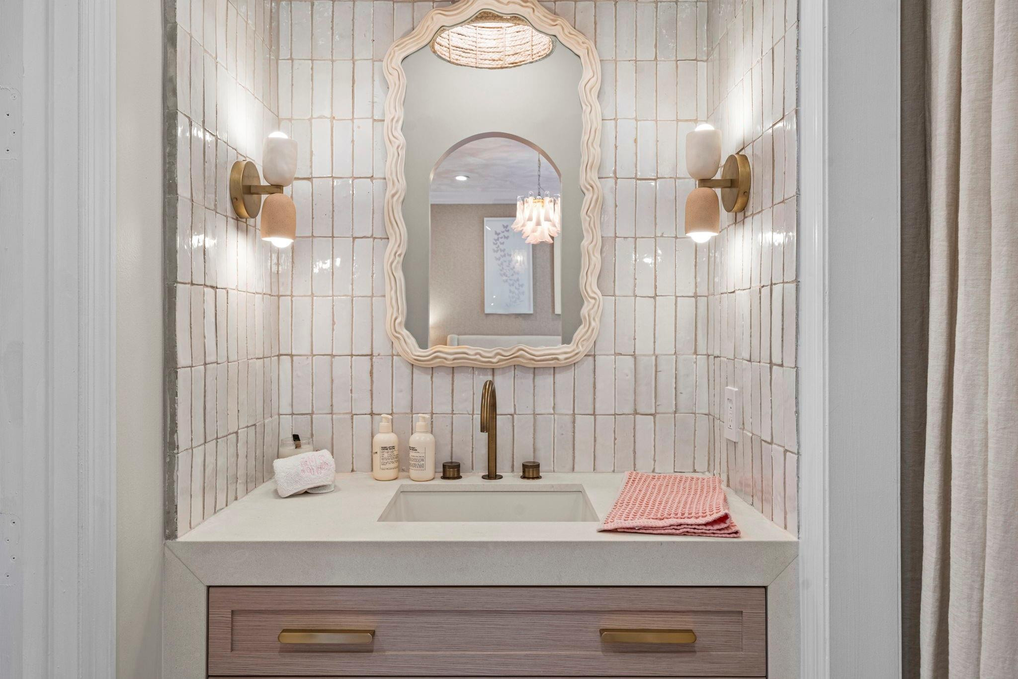 2765 Brickell Miami, FL 33129