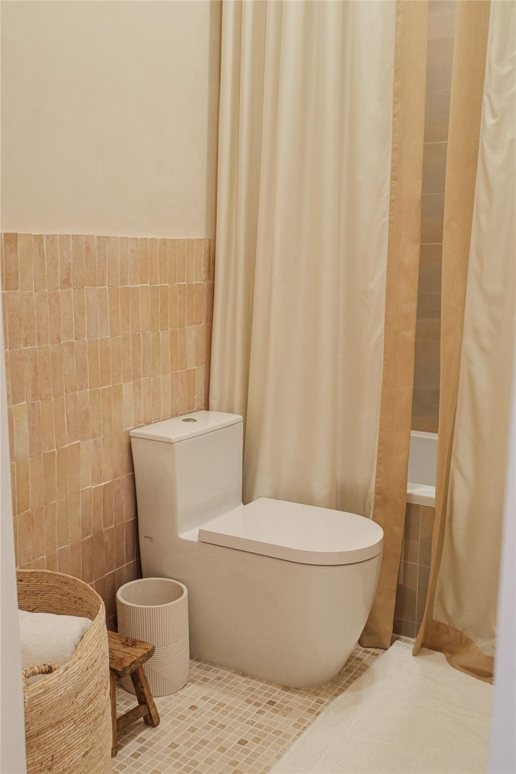 2765 Brickell Miami, FL 33129