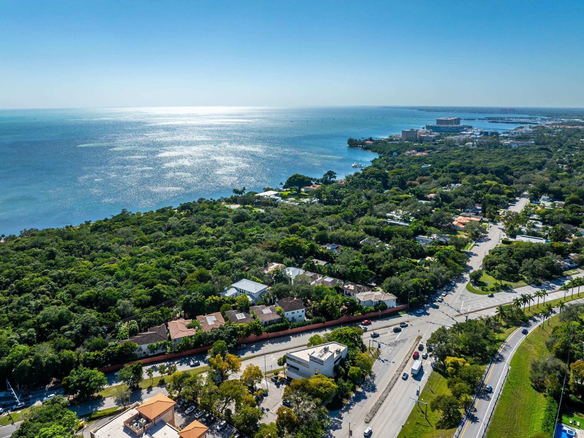 2765 Brickell Miami, FL 33129