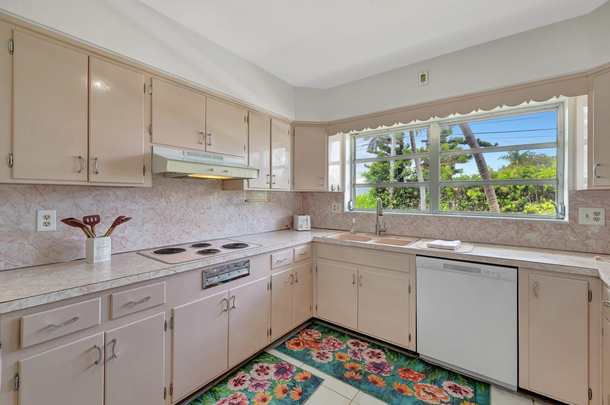 259 Corsair Fort Lauderdale, FL 33308