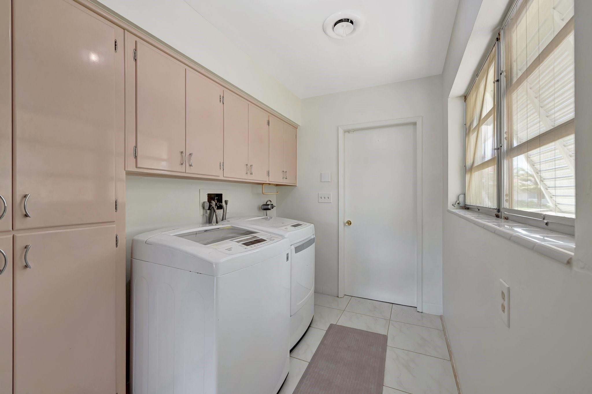 259 Corsair Fort Lauderdale, FL 33308