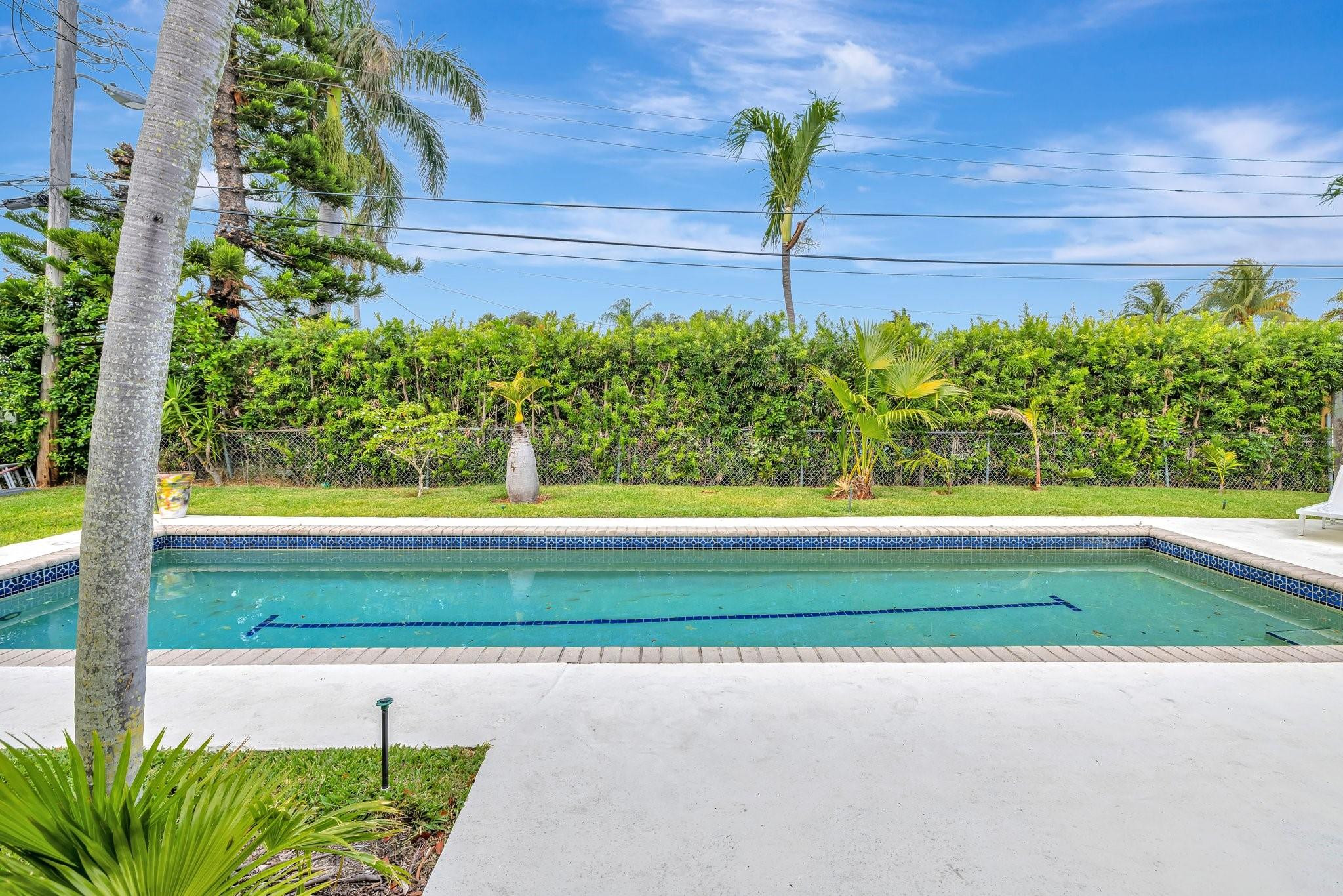 259 Corsair Fort Lauderdale, FL 33308