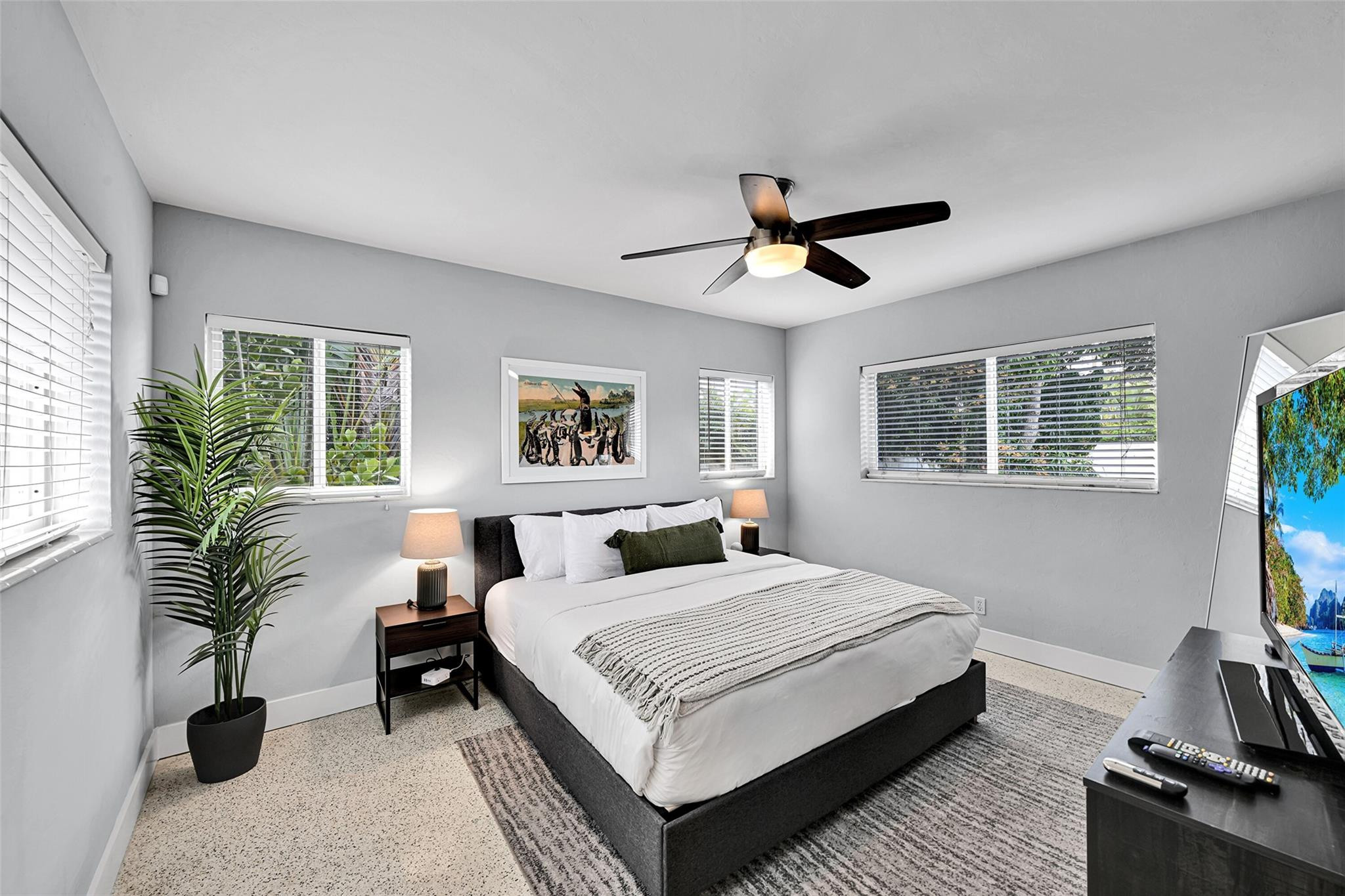 818 NE 18th Fort Lauderdale, FL 33305