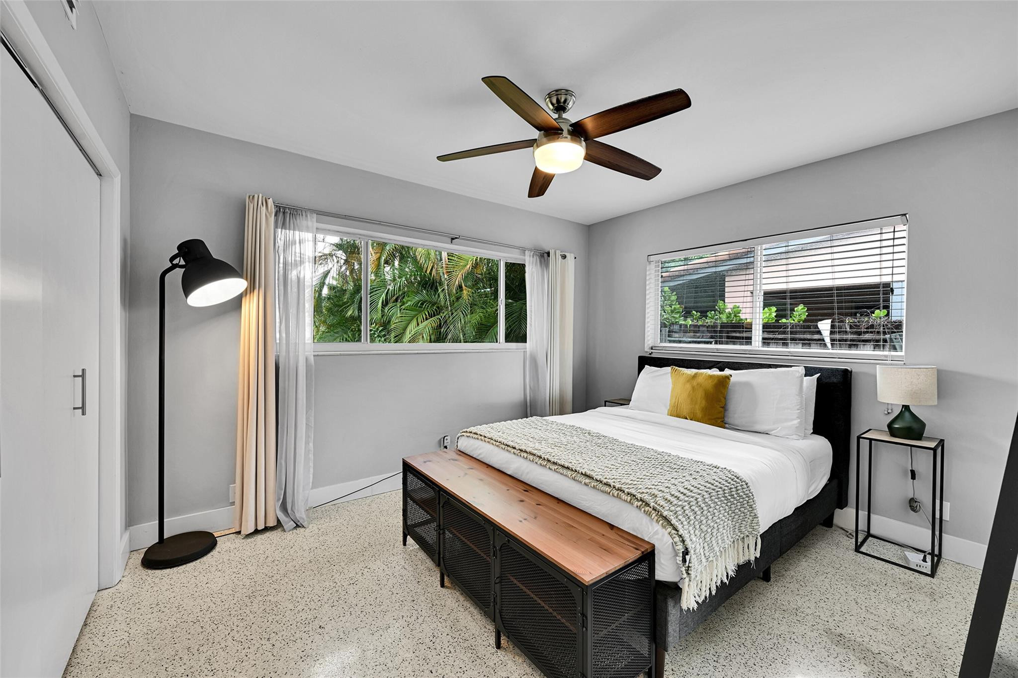 818 NE 18th Fort Lauderdale, FL 33305