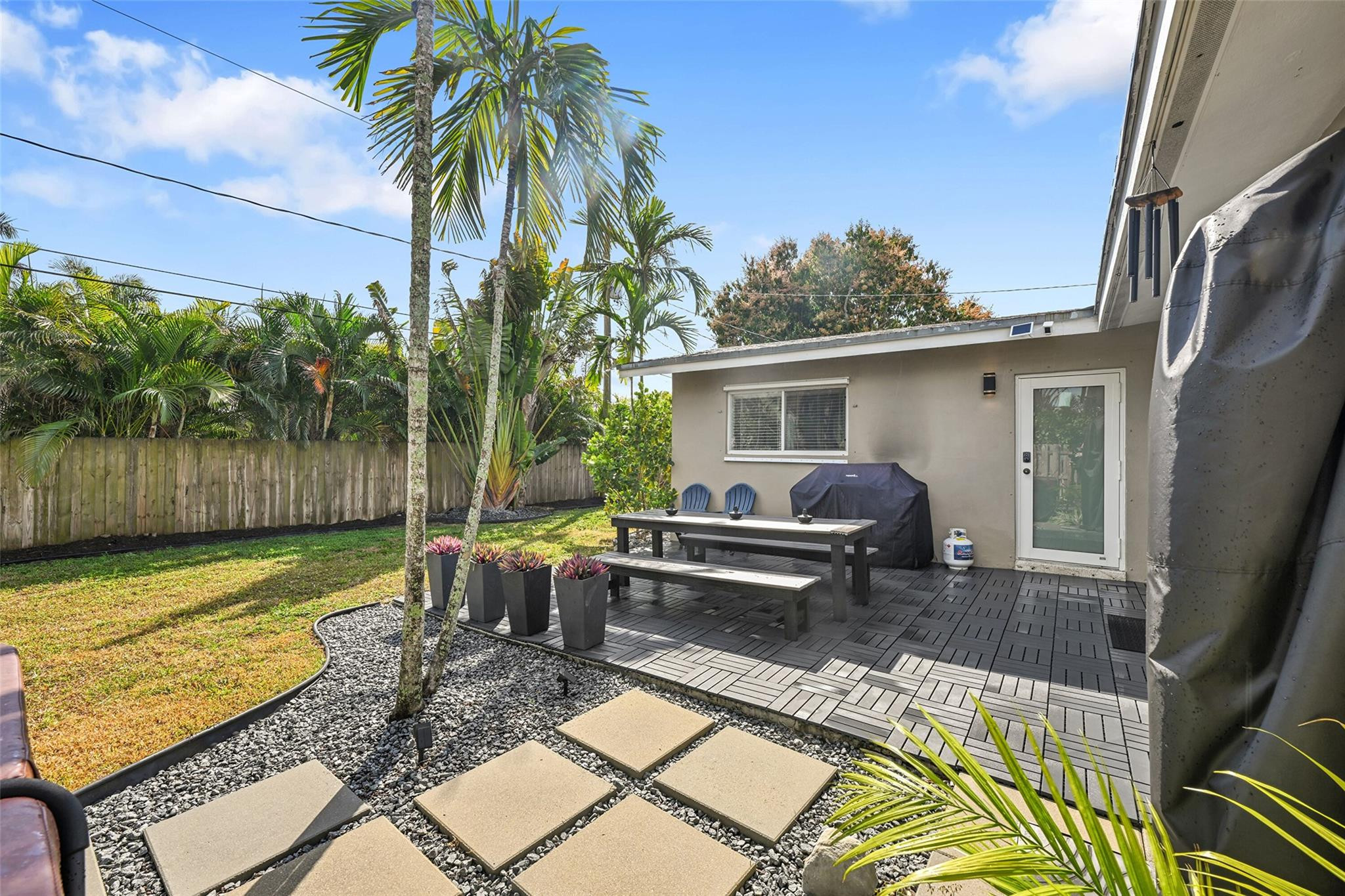 818 NE 18th Fort Lauderdale, FL 33305