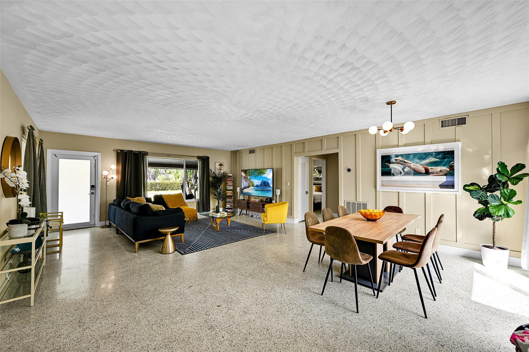 818 NE 18th Fort Lauderdale, FL 33305