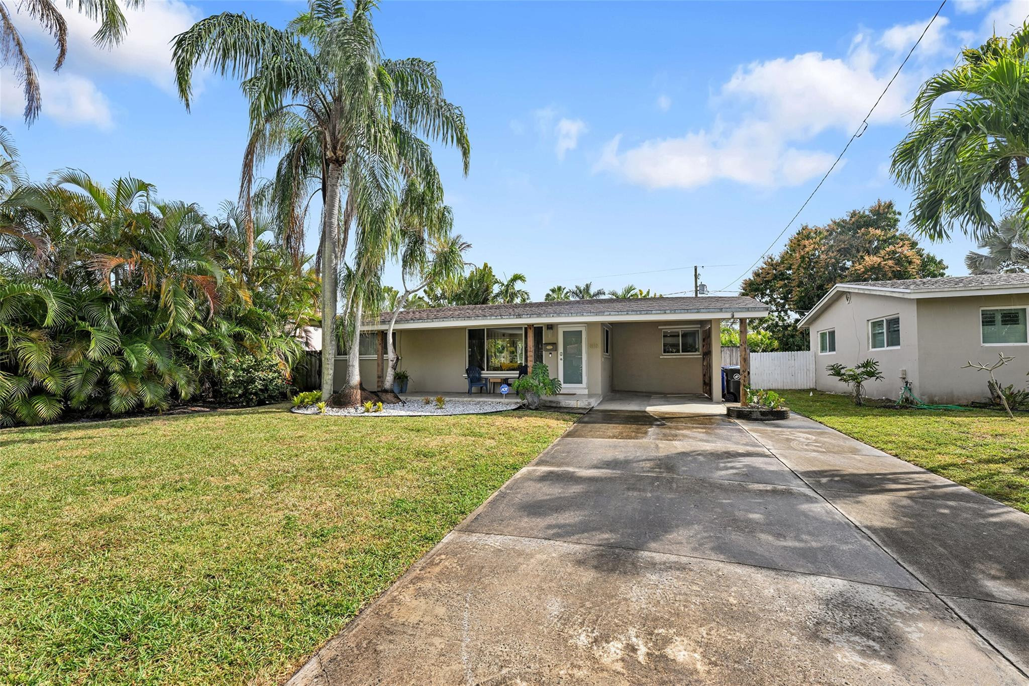 818 NE 18th Fort Lauderdale, FL 33305